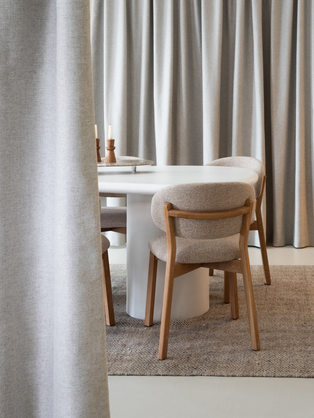 Vitrage en inbetweens in een interieur